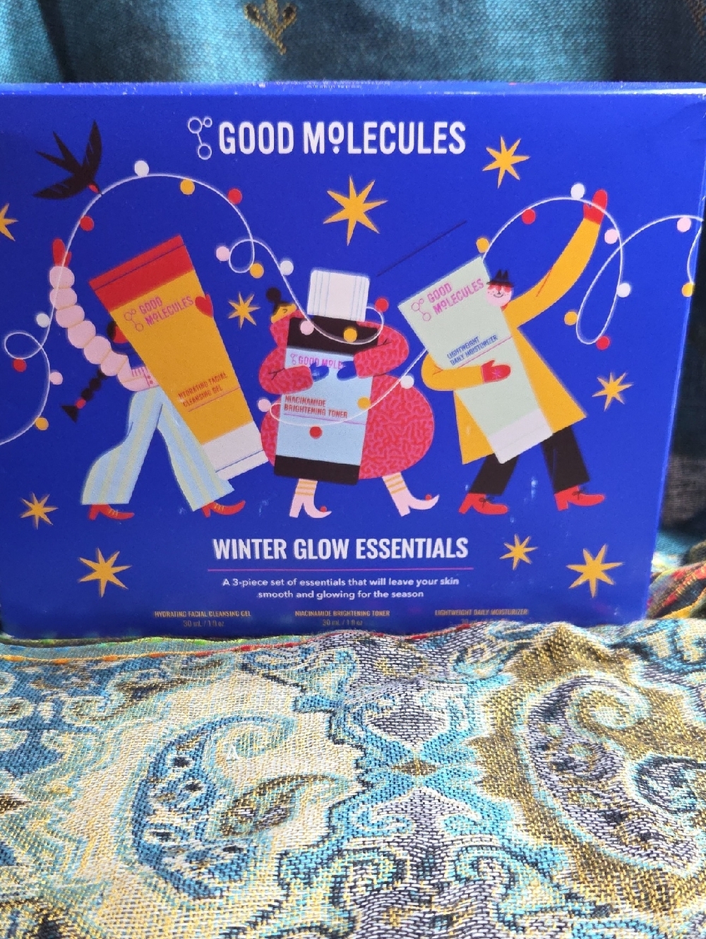 Good Molecules Winter Glow Essentials Cleanser & Exfoliant Set